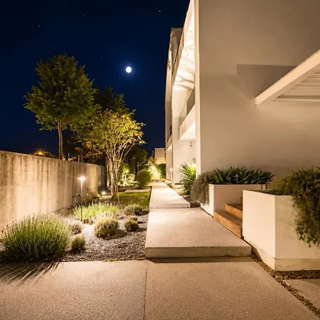 Villa Luxury With Private And Pool - *
