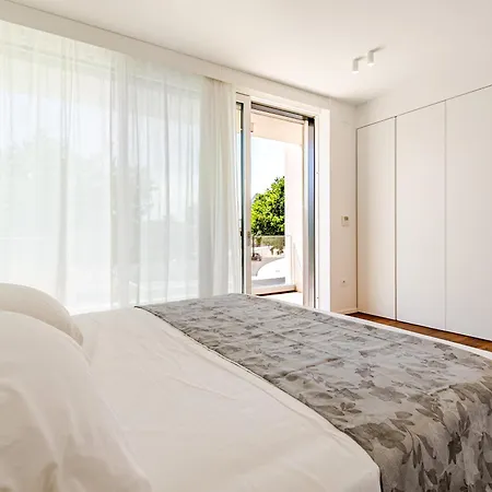 Villa Luxury With Private And Pool - *